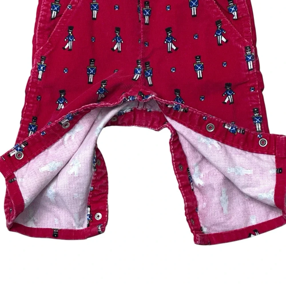 Vintage 6-9 months Oshkosh Vestbak Red Corduroy Christmas Toy Soldiers Overalls‎